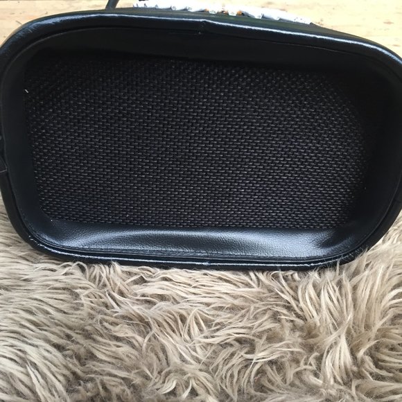 NWOT black woven handbag with beading - Picture 7 of 8